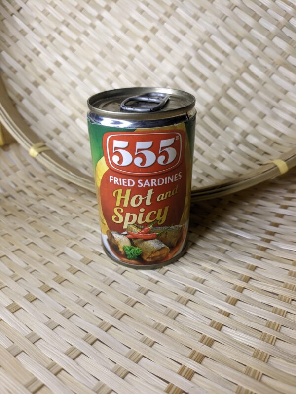 555 Fried Sardines Hot and Spicy 155g